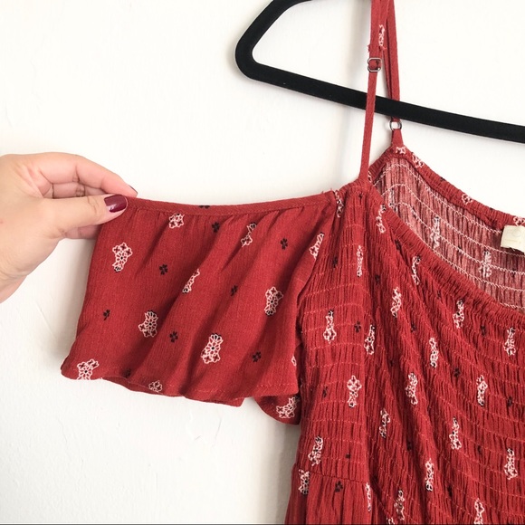 FOREVER 21 Off Shoulder Top - Picture 5 of 6